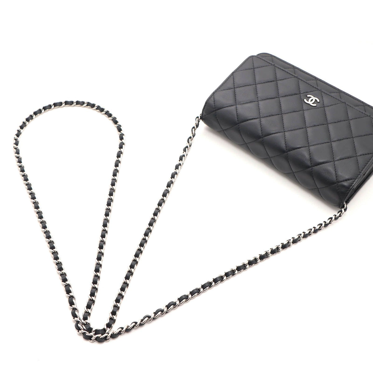 Chanel Quilted Chain Wallet Black Silver Lambskin Shoulder Bag — view 4