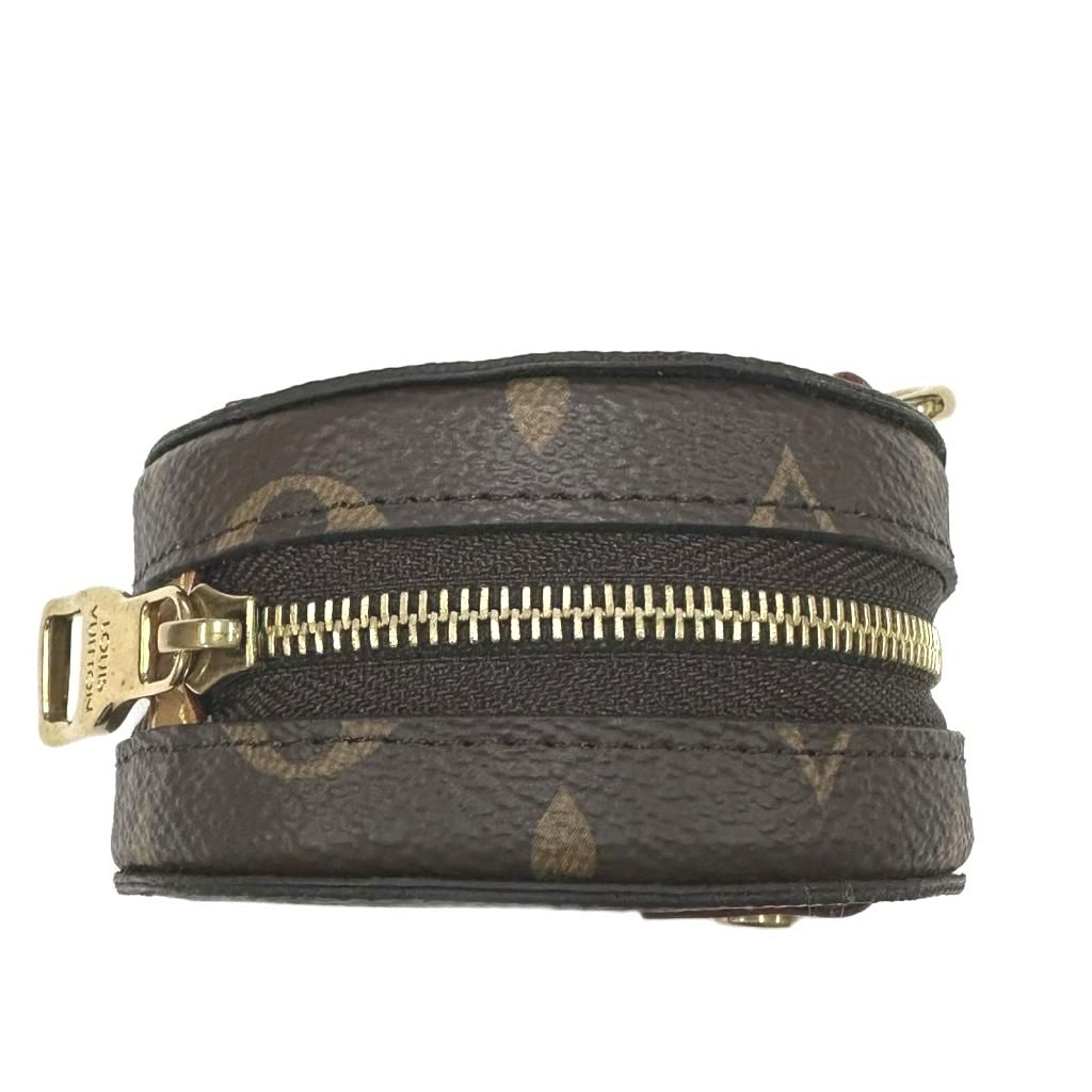 Louis Vuitton Monogram Round Case Coin Purse — view 8