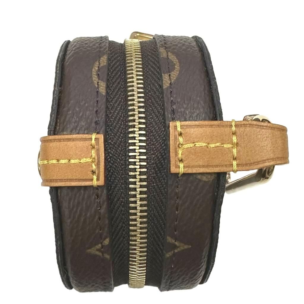 Louis Vuitton Monogram Round Case Coin Purse — view 4