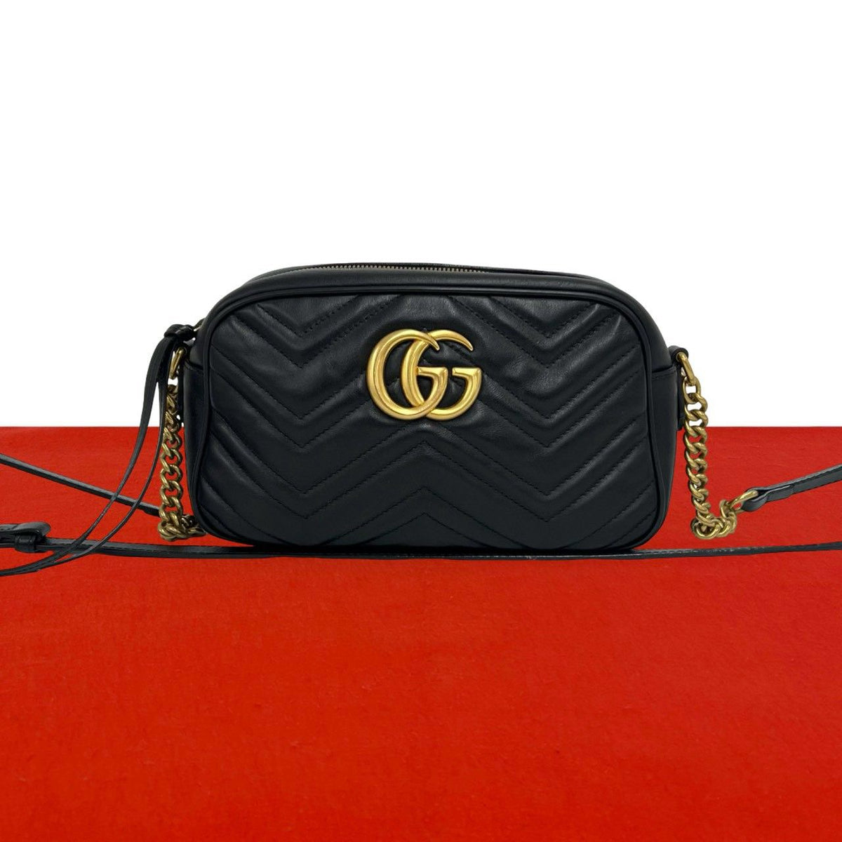Gucci GG Marmont Logo Quilted Leather Shoulder Bag Pochette Black