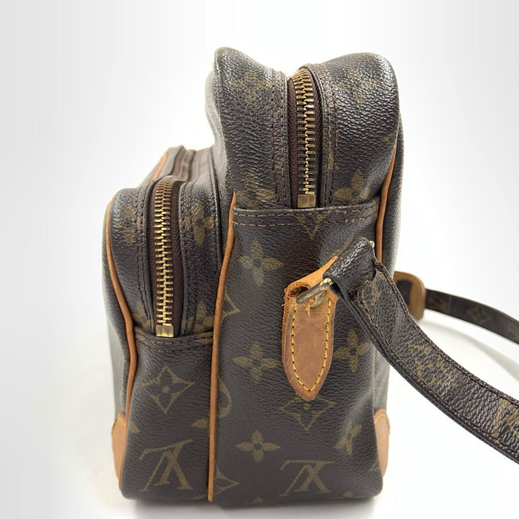 Louis Vuitton Monogram Nile Shoulder Bag Brown — view 4