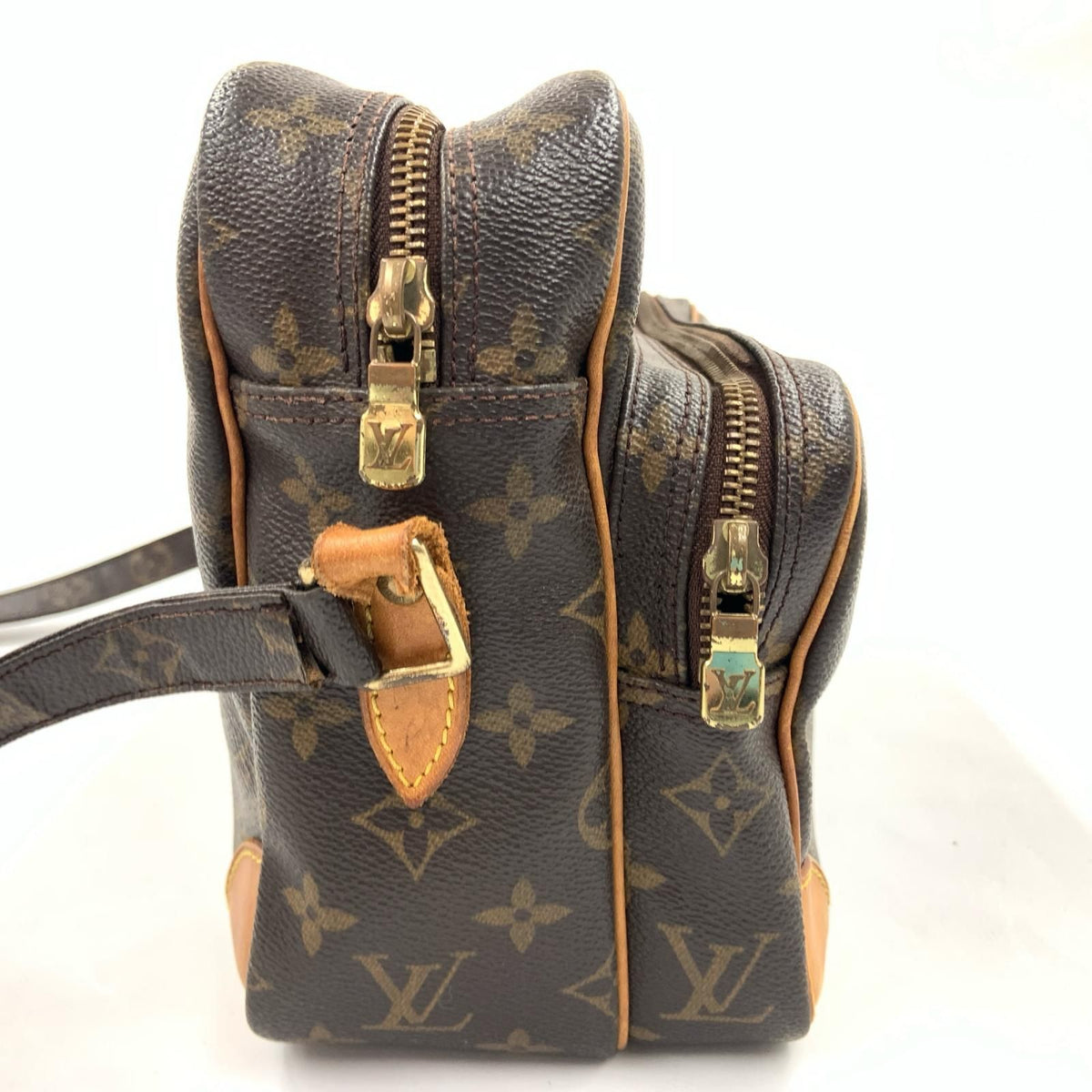 Louis Vuitton Monogram Nile Shoulder Bag Brown — view 3