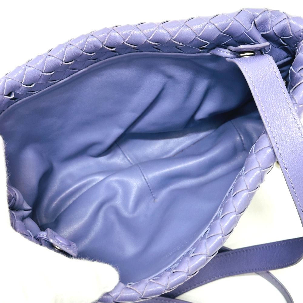 Bottega Veneta Shoulder Bag Intrecciato Mini the Valve Leather Purple — view 7