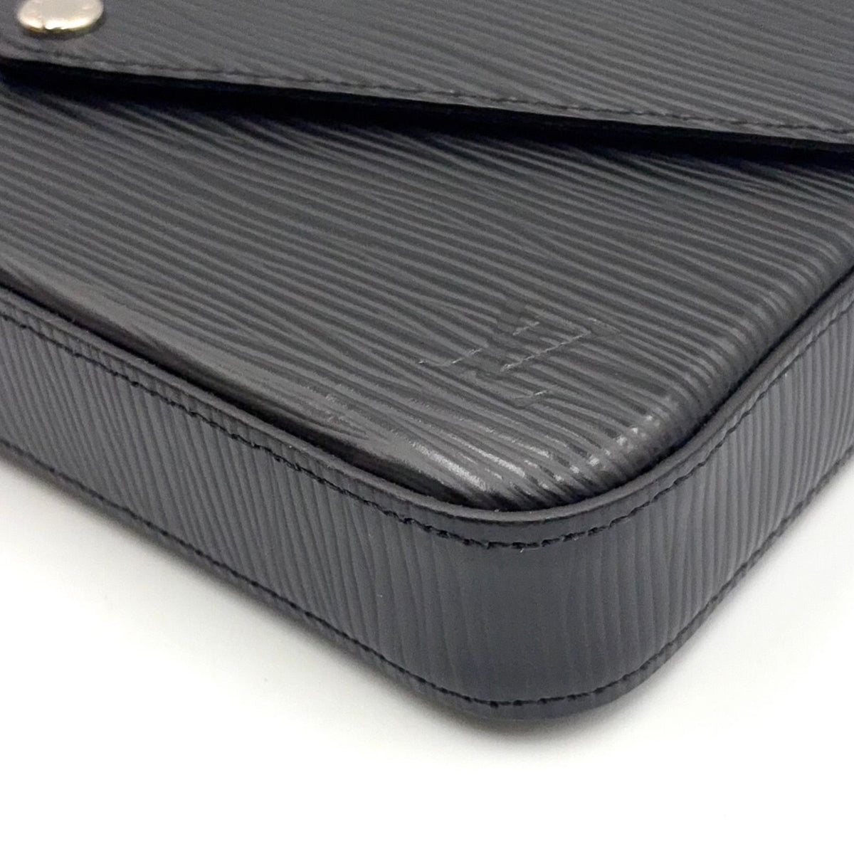 Louis Vuitton Pochette Felicie Leather Black Shoulder Bag Silver — view 8
