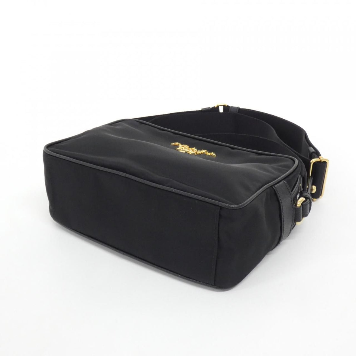 Prada Shoulder Bag Gold — view 3