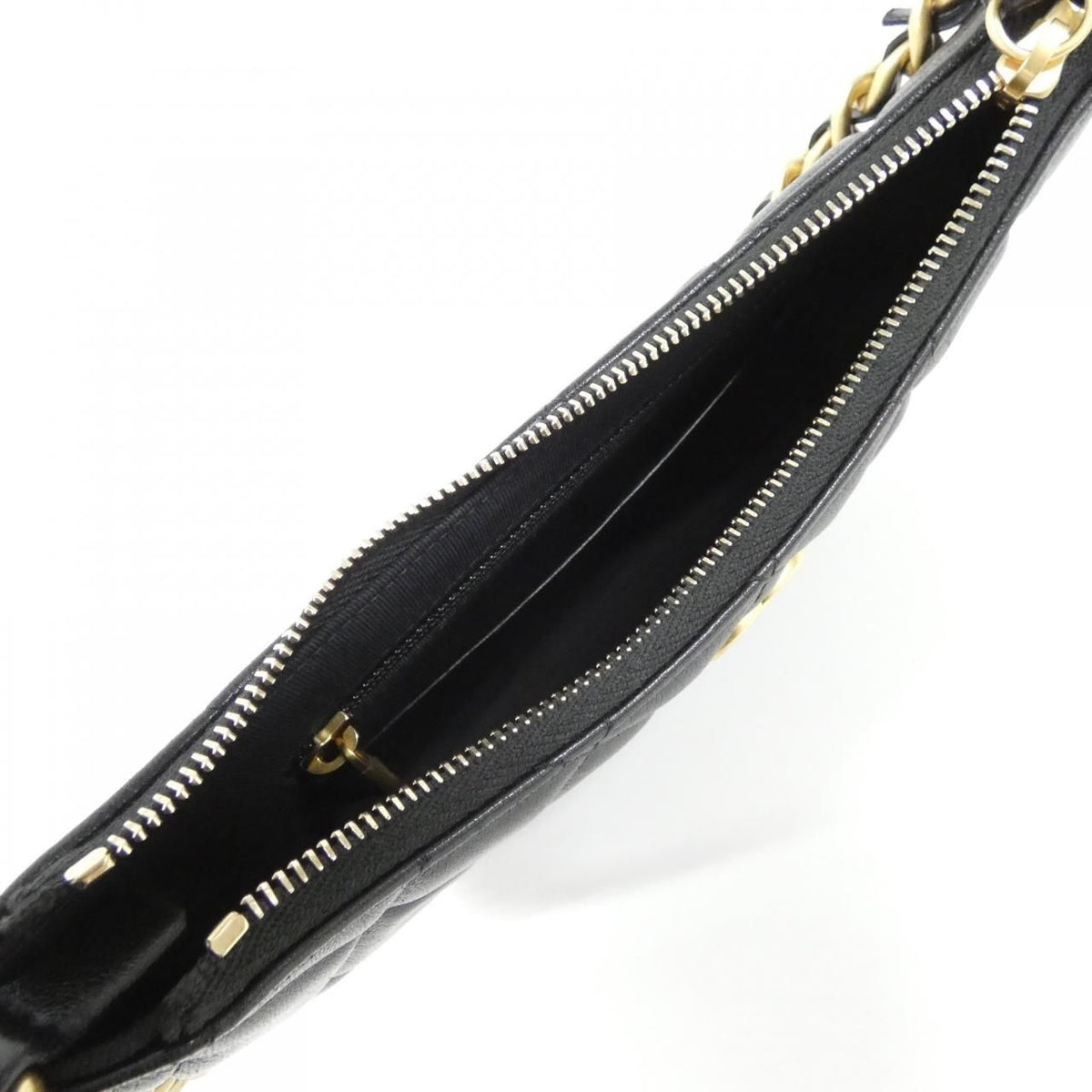 Chanel Shoulder Bag Black — view 8