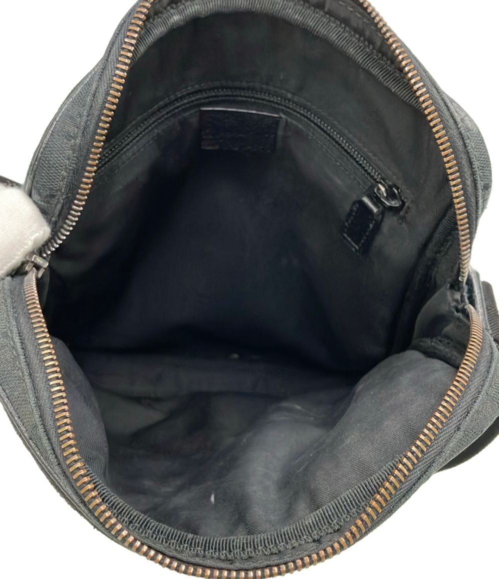 Gucci Shoulder Bag Crossbody GG Pattern — view 5
