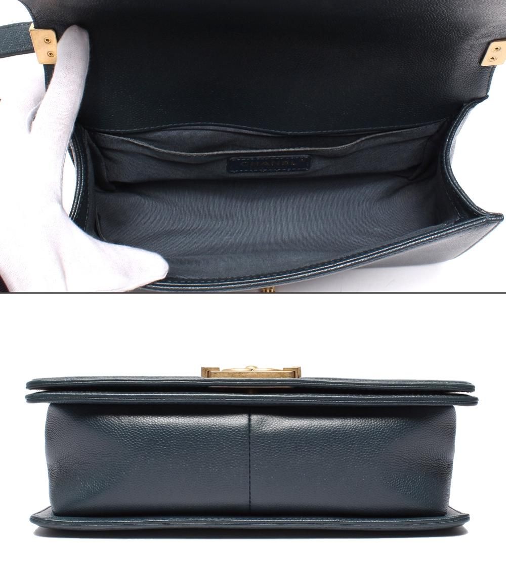 Chanel Chain Shoulder Bag Boy 25 Gold V-stitch Caviar Leather — view 3