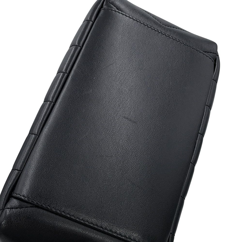 Saint Laurent Paris Chain Shoulder Bag Matelasse Loulou Small Leather Black — view 8