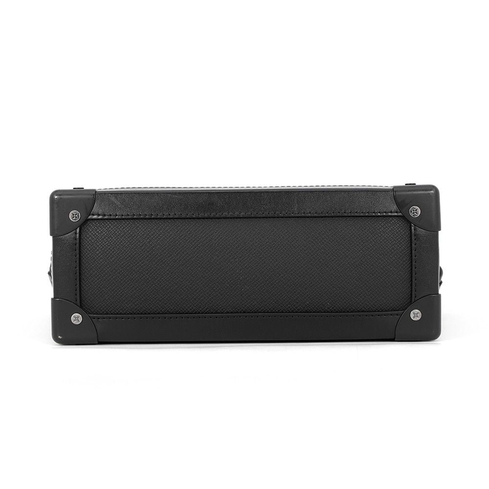 Louis Vuitton Shoulder Bag Taiga Soft Trunk Black — view 3