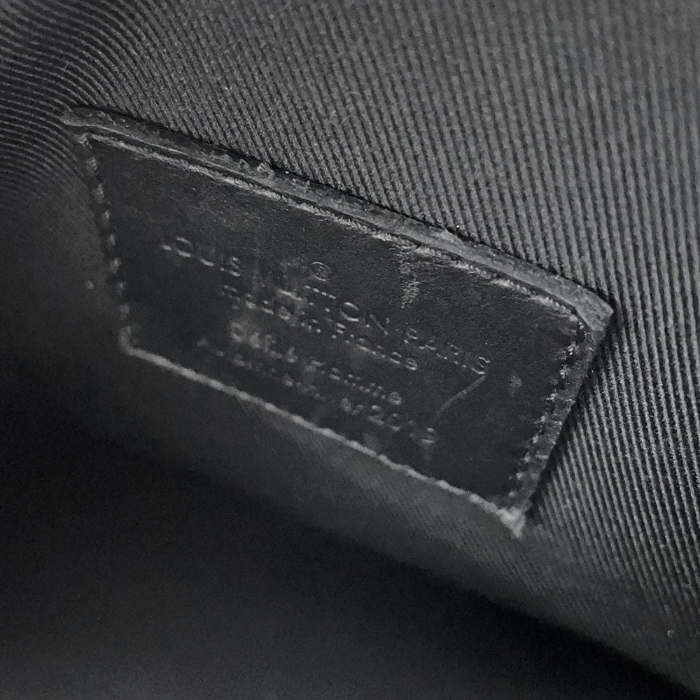Louis Vuitton Shoulder Bag Taiga Soft Trunk Black — view 6