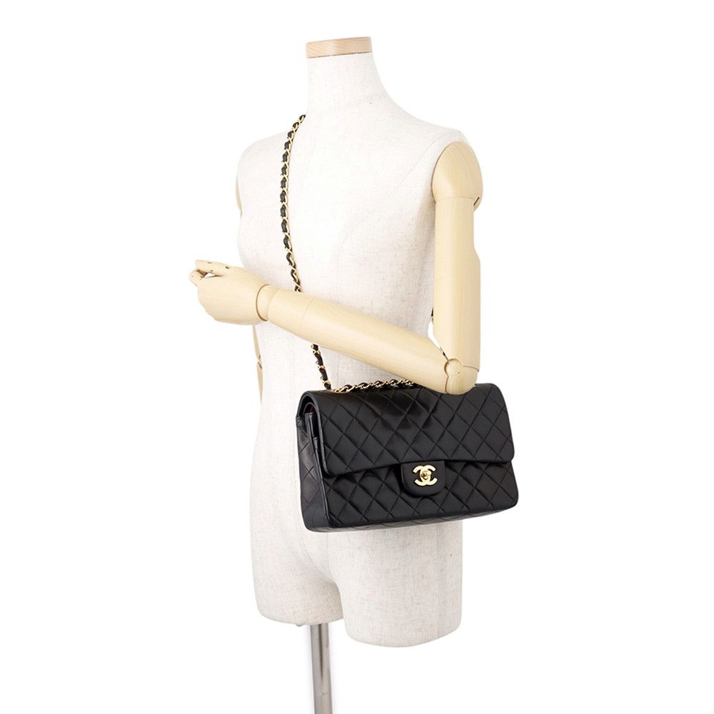 Chanel Chain Shoulder Bag Quilted 25 CC Logo Lambskin Double Black — view 5