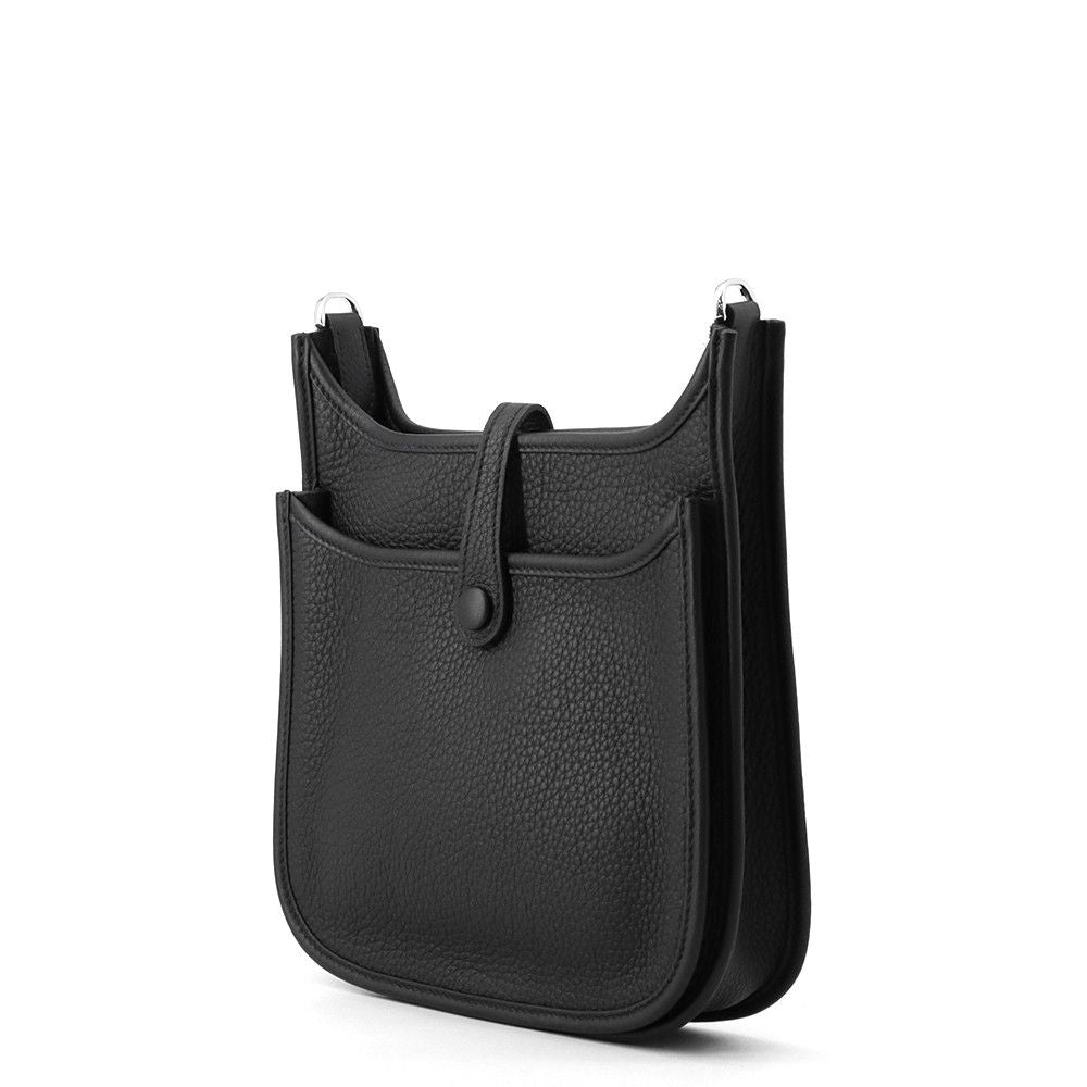 Hermes Shoulder Bag Evelyne 3 23 Black Silver Taurillon Clemence — view 2