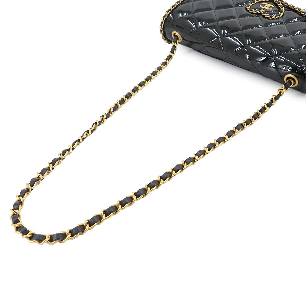 Chanel Quilted Chain Shoulder Bag Patent Black Heart Gold — view 5
