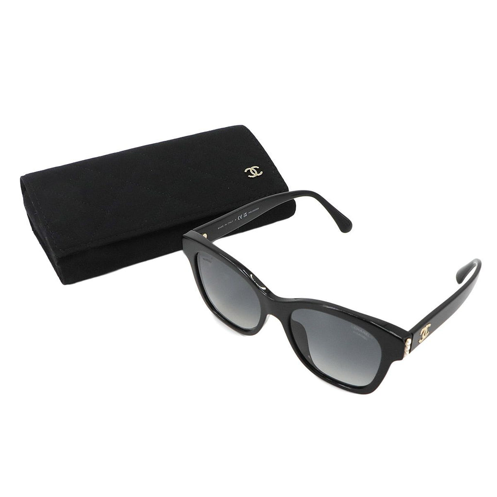 Chanel Sunglasses CC Logo Pearl Black Square Gold Eyewear — view 2