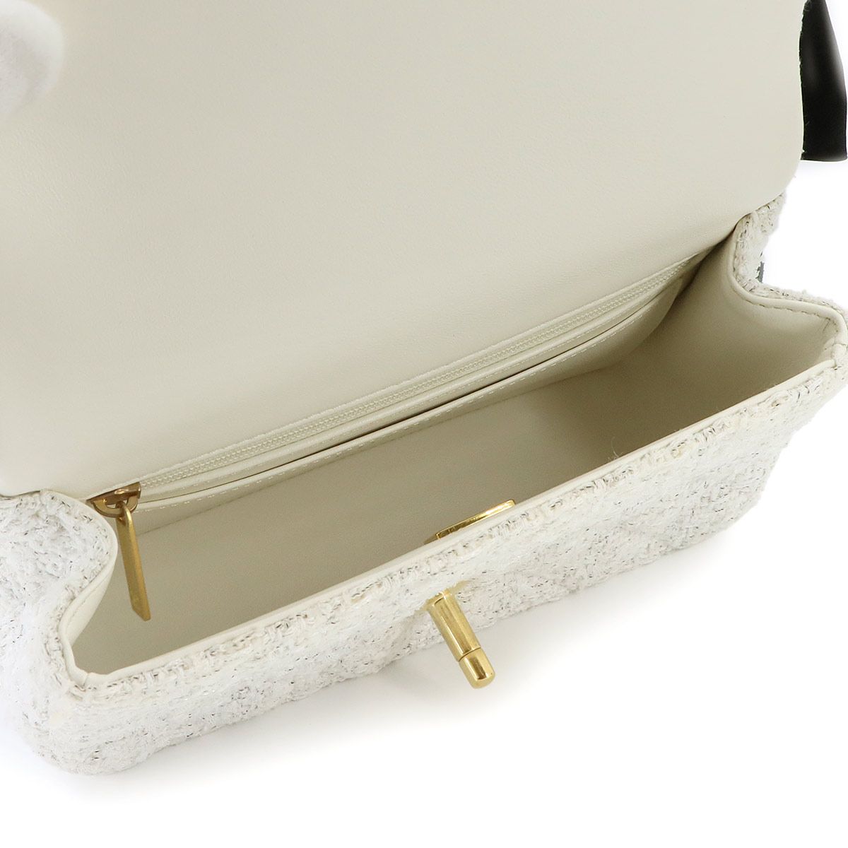 Chanel Quilted 2-Way Chain Shoulder Hand Bag Tweed White Gold — view 8