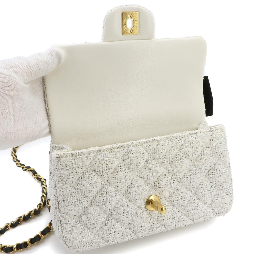 Chanel Quilted 2-Way Chain Shoulder Hand Bag Tweed White Gold — view 7