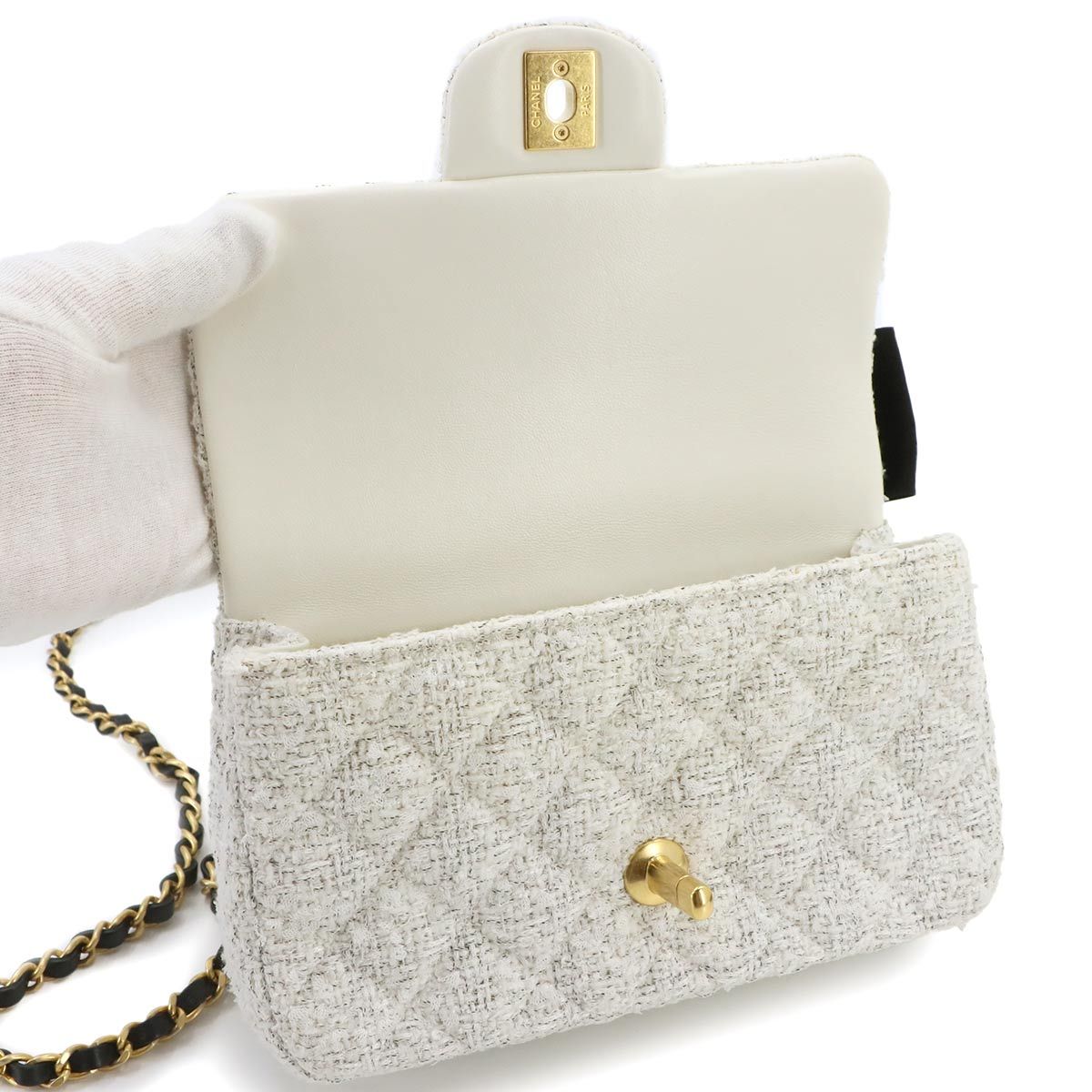 Chanel Quilted 2-Way Chain Shoulder Hand Bag Tweed White Gold — view 7