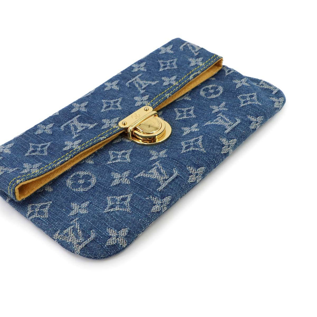 Louis Vuitton Monogram Denim Pochette Plat — view 4