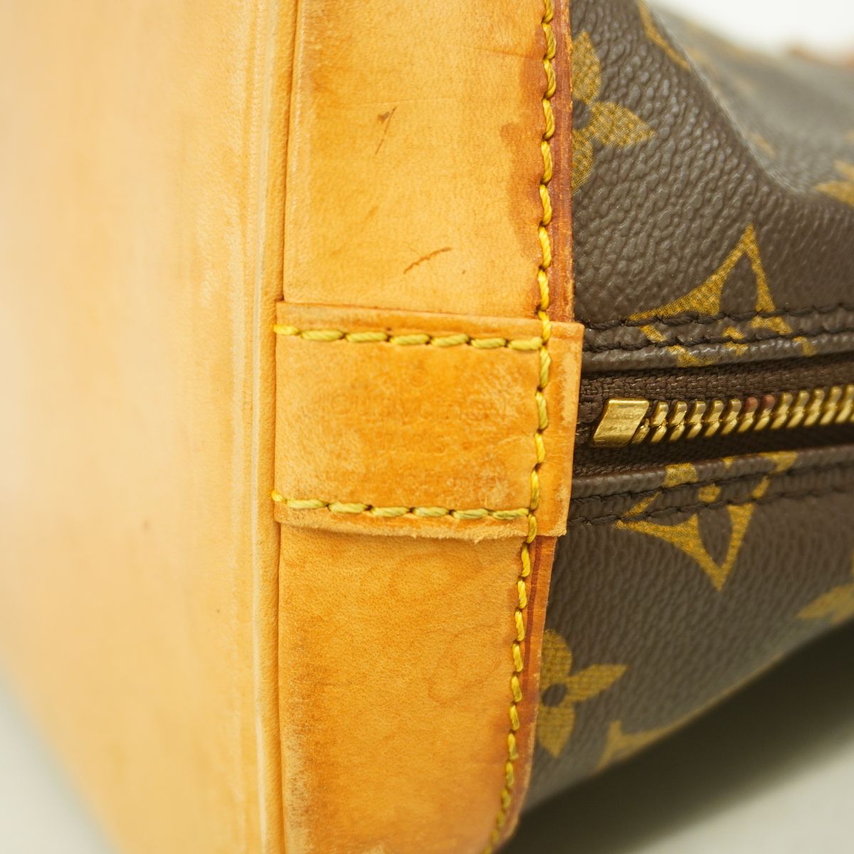 Louis Vuitton Handbag Monogram Alma Brown — view 5