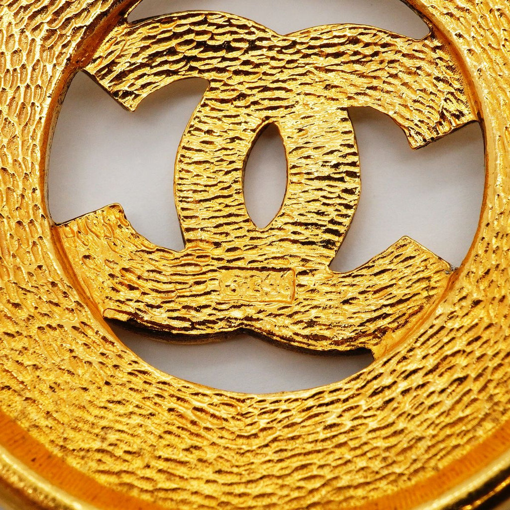 Chanel Necklace Vintage CC Logo Round Circle Gold Plated — view 6