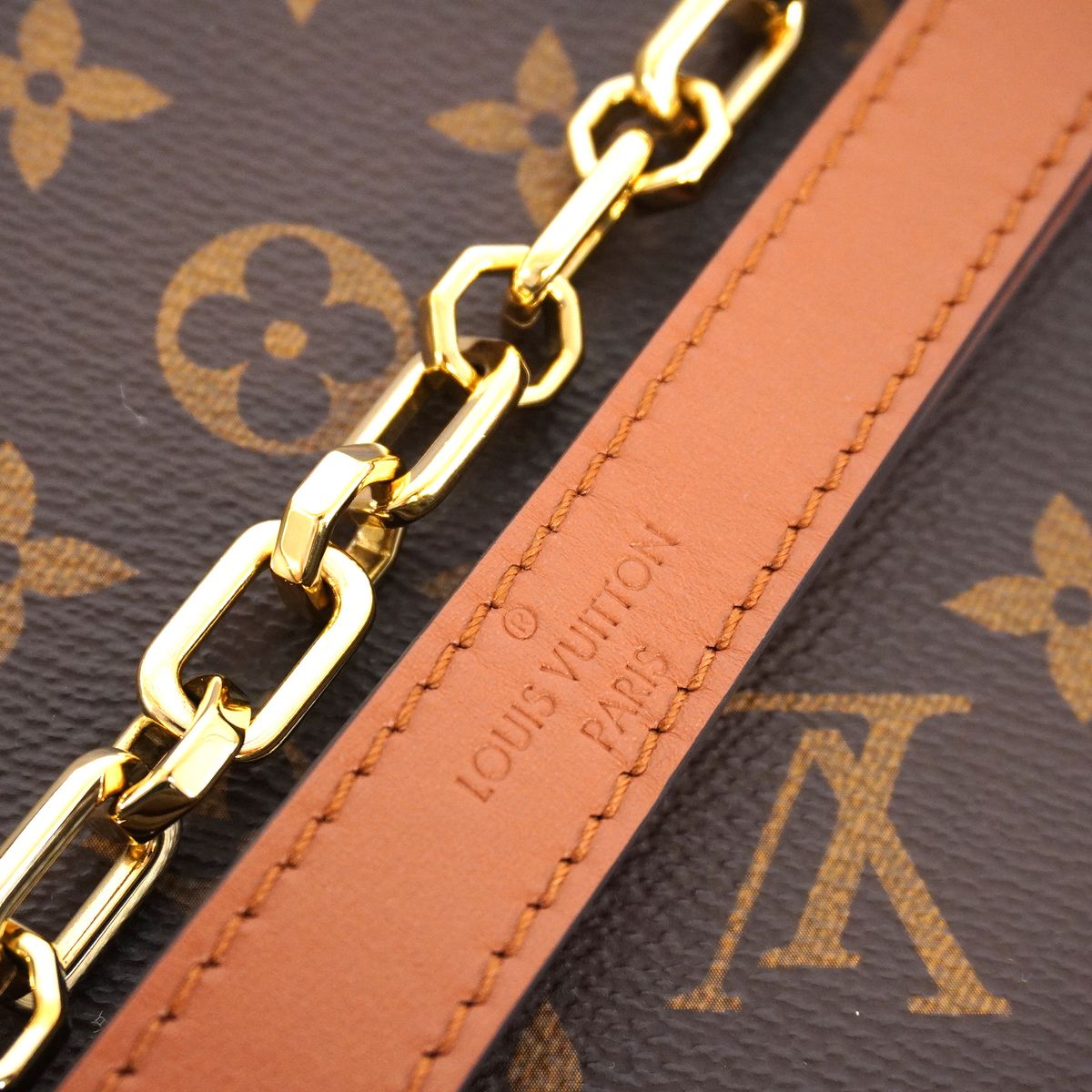 Louis Vuitton Shoulder Bag Monogram Reverse Dauphine MM Brown — view 7