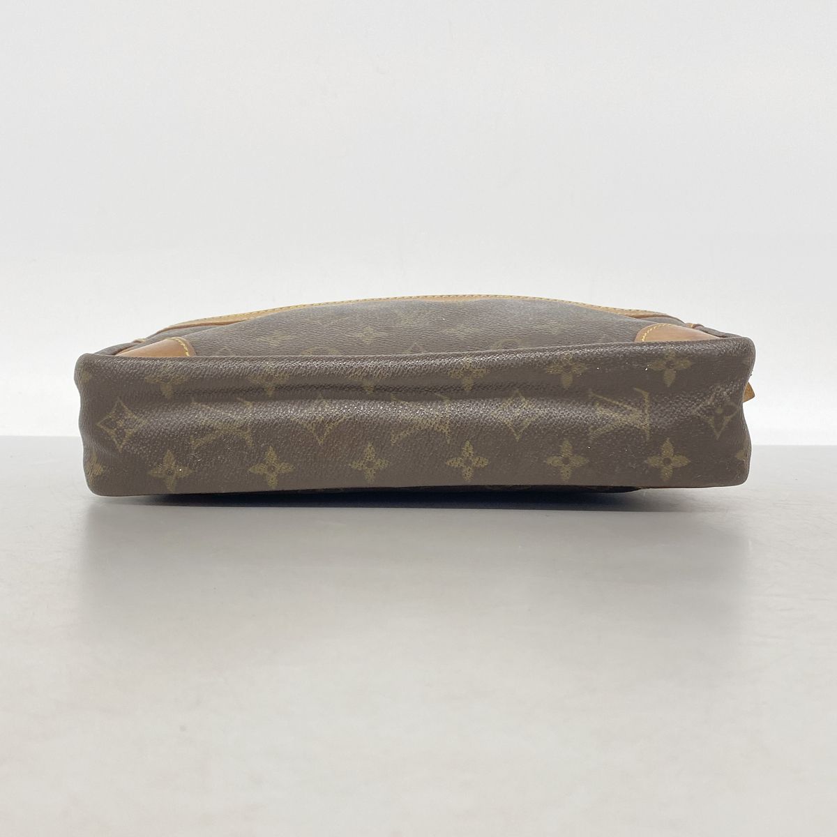 Louis Vuitton Clutch Monogram Compiegne 28 Brown — view 3