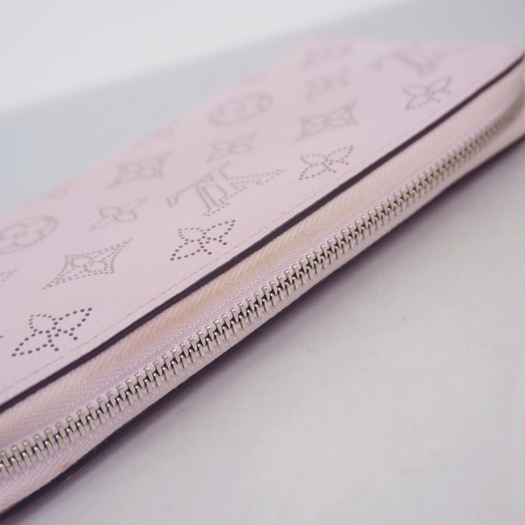 Louis Vuitton Wallet Mahina Zippy Gimauve — view 5