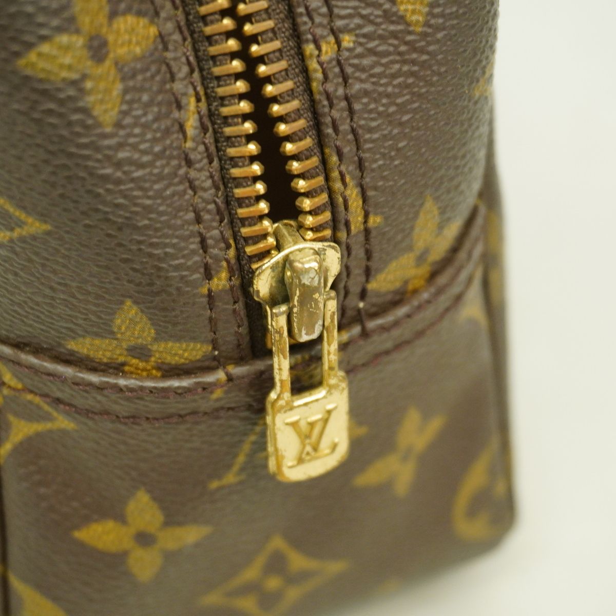 Louis Vuitton Pouch Monogram Trousse Toilette 28 Brown — view 8