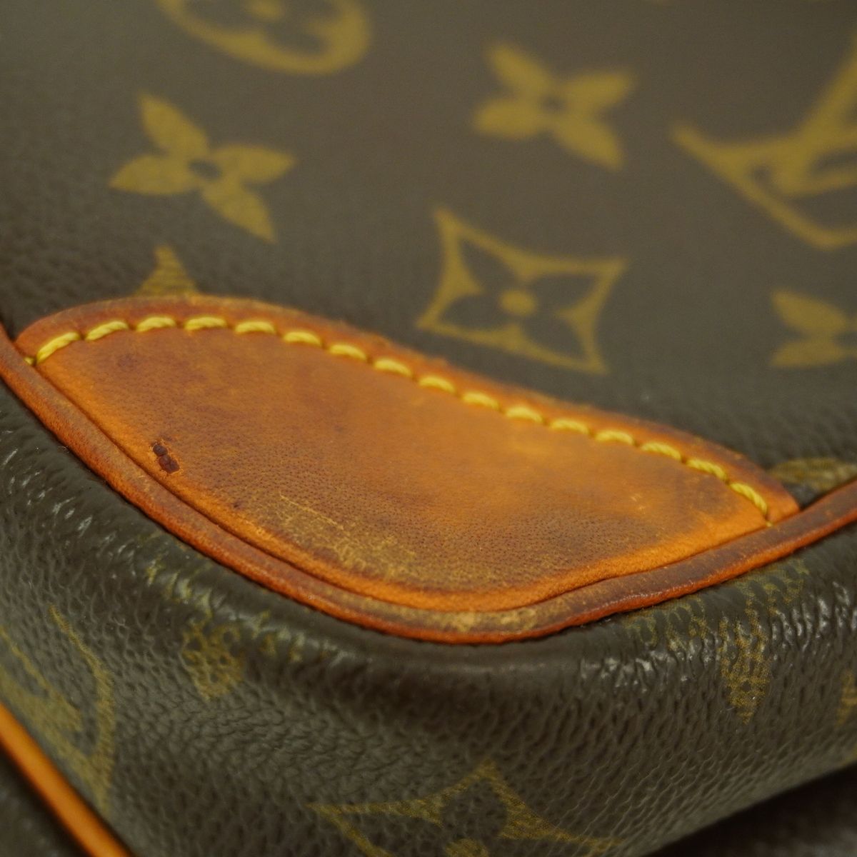 Louis Vuitton Shoulder Bag Monogram Amazone Brown — view 6