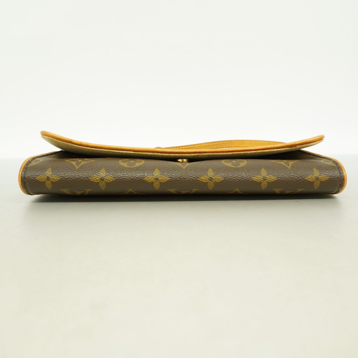 Louis Vuitton Shoulder Bag Monogram Pochette Twin GM Brown — view 3