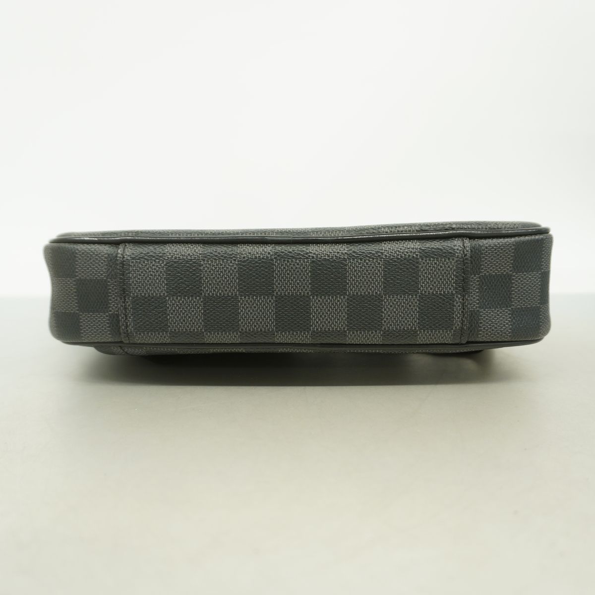 Louis Vuitton Belt Bag Damier Graphite Ambler Black — view 3
