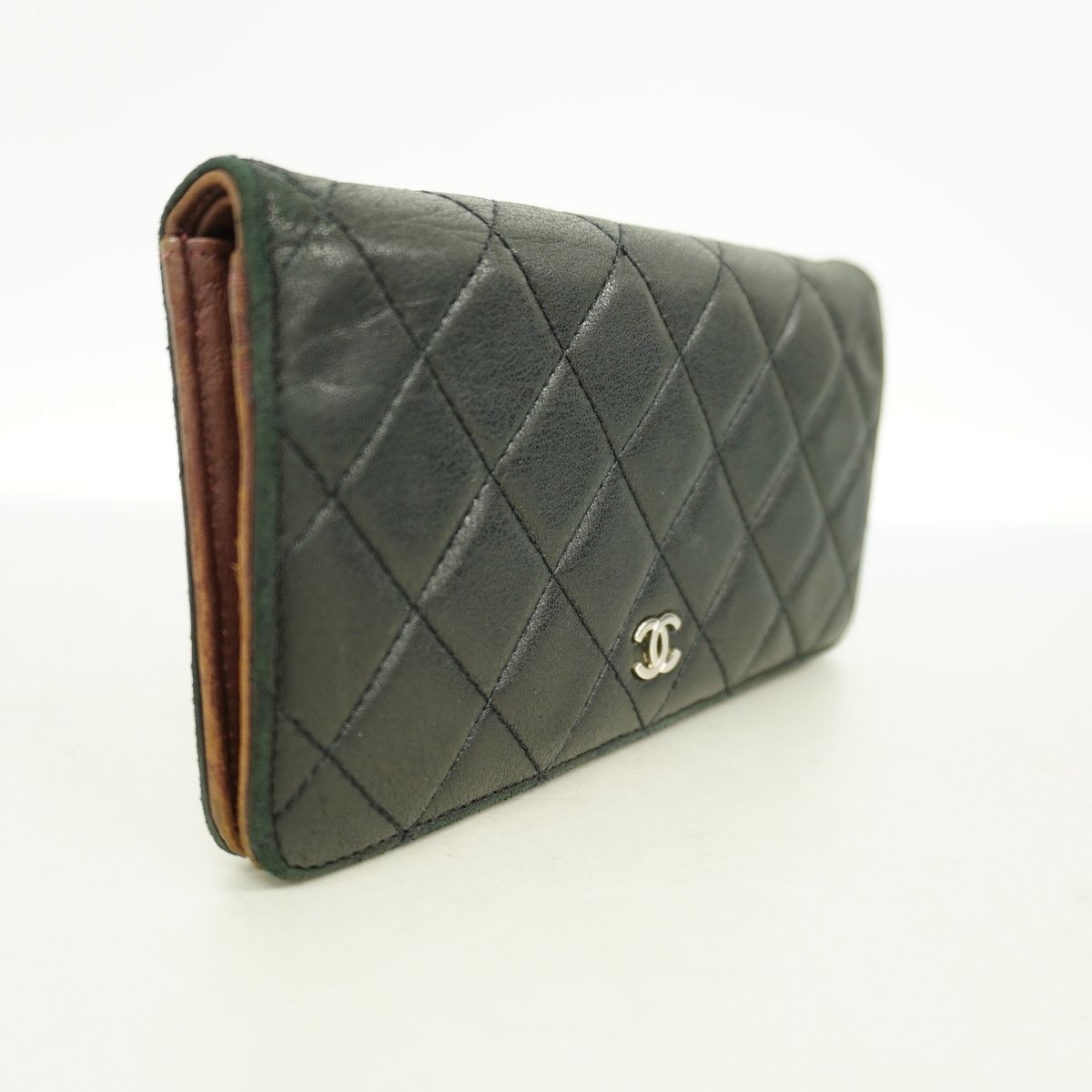 Chanel Wallet Quilted Lambskin Black Silver — view 2