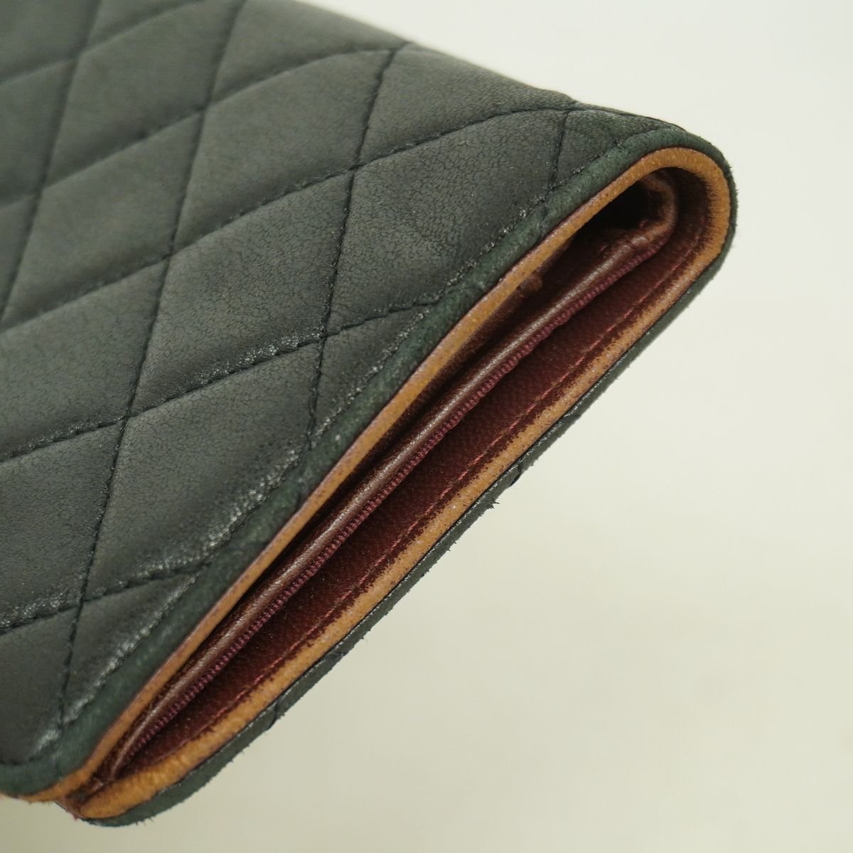 Chanel Wallet Quilted Lambskin Black Silver — view 6