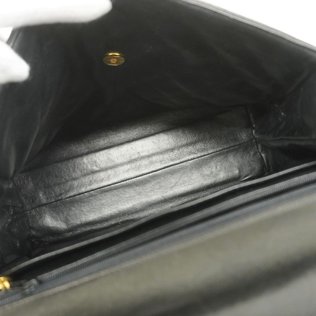 Chanel Handbag Quilted Lambskin Black Gold — view 4