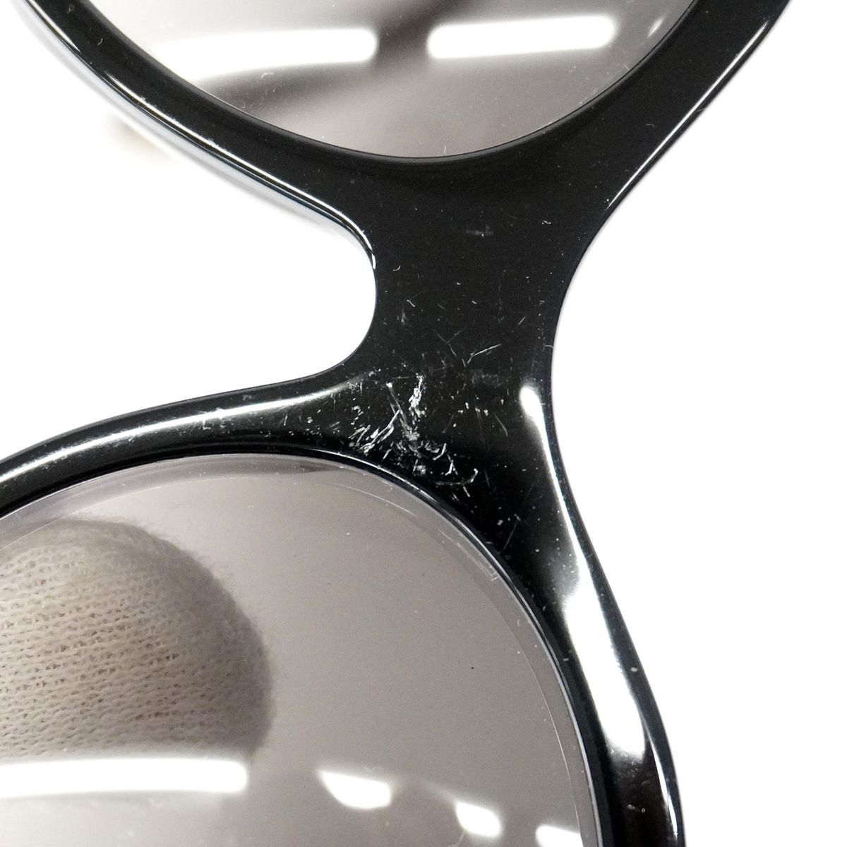 Louis Vuitton Sunglasses Petit Sucon Cat Eye Noir Eyewear — view 5
