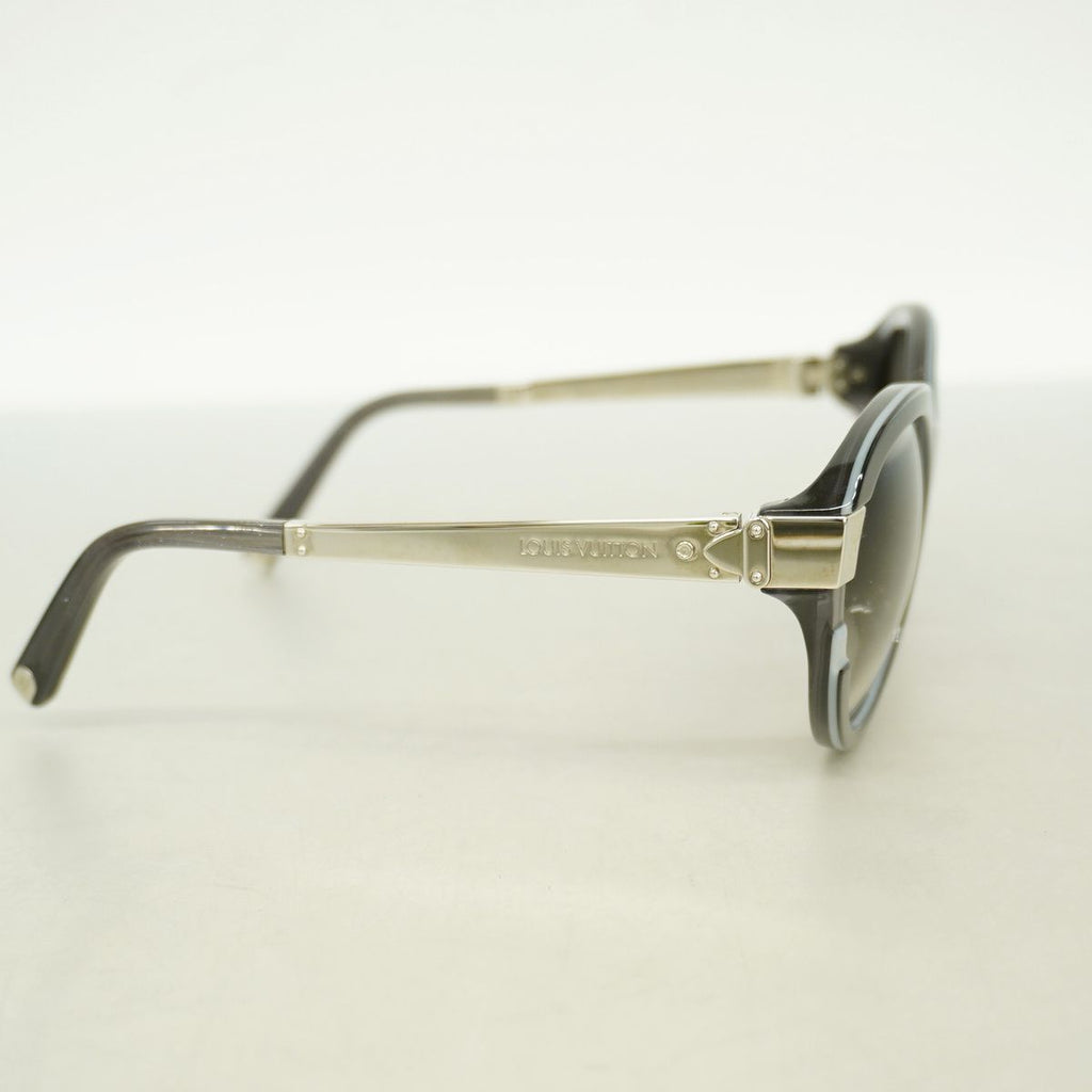 Louis Vuitton Sunglasses Petit Sucon Cat Eye Noir Eyewear — view 2