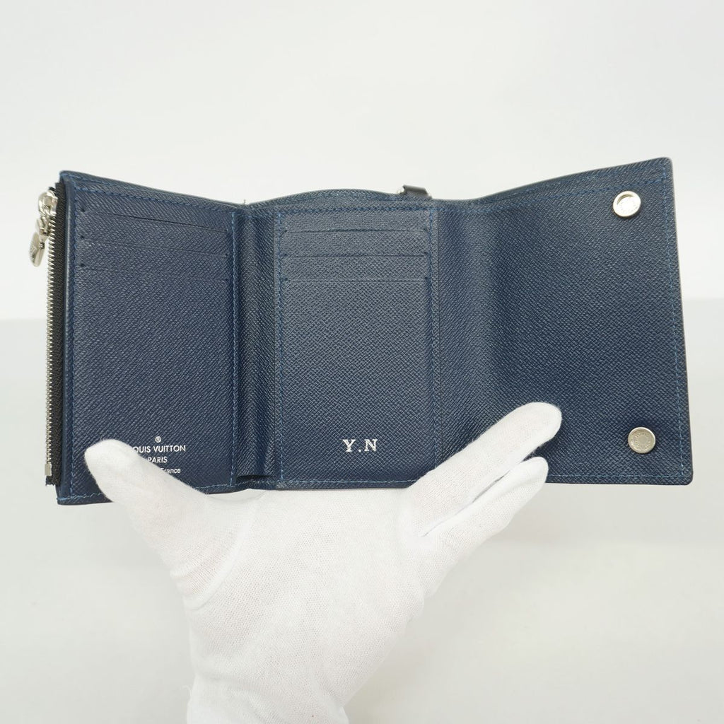Louis Vuitton Trifold Wallet Epi Chain Compact Noir — view 3