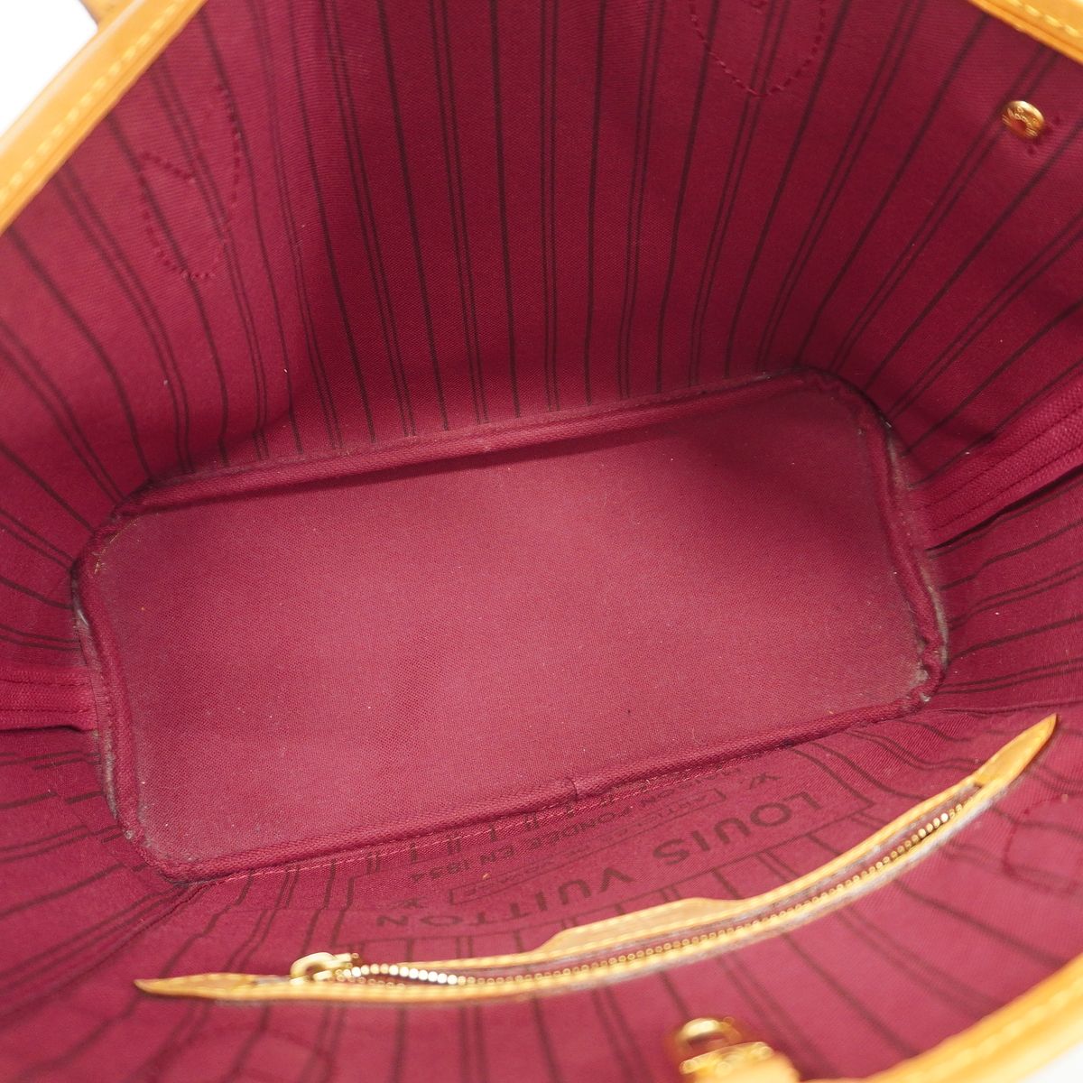 Louis Vuitton Tote Bag Monogram Neverfull PM Fuchsia — view 4