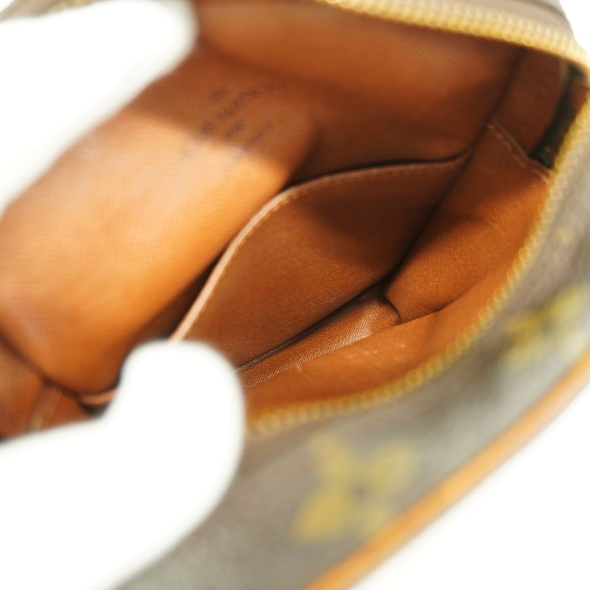 Louis Vuitton Shoulder Bag Monogram Danube Brown — view 4
