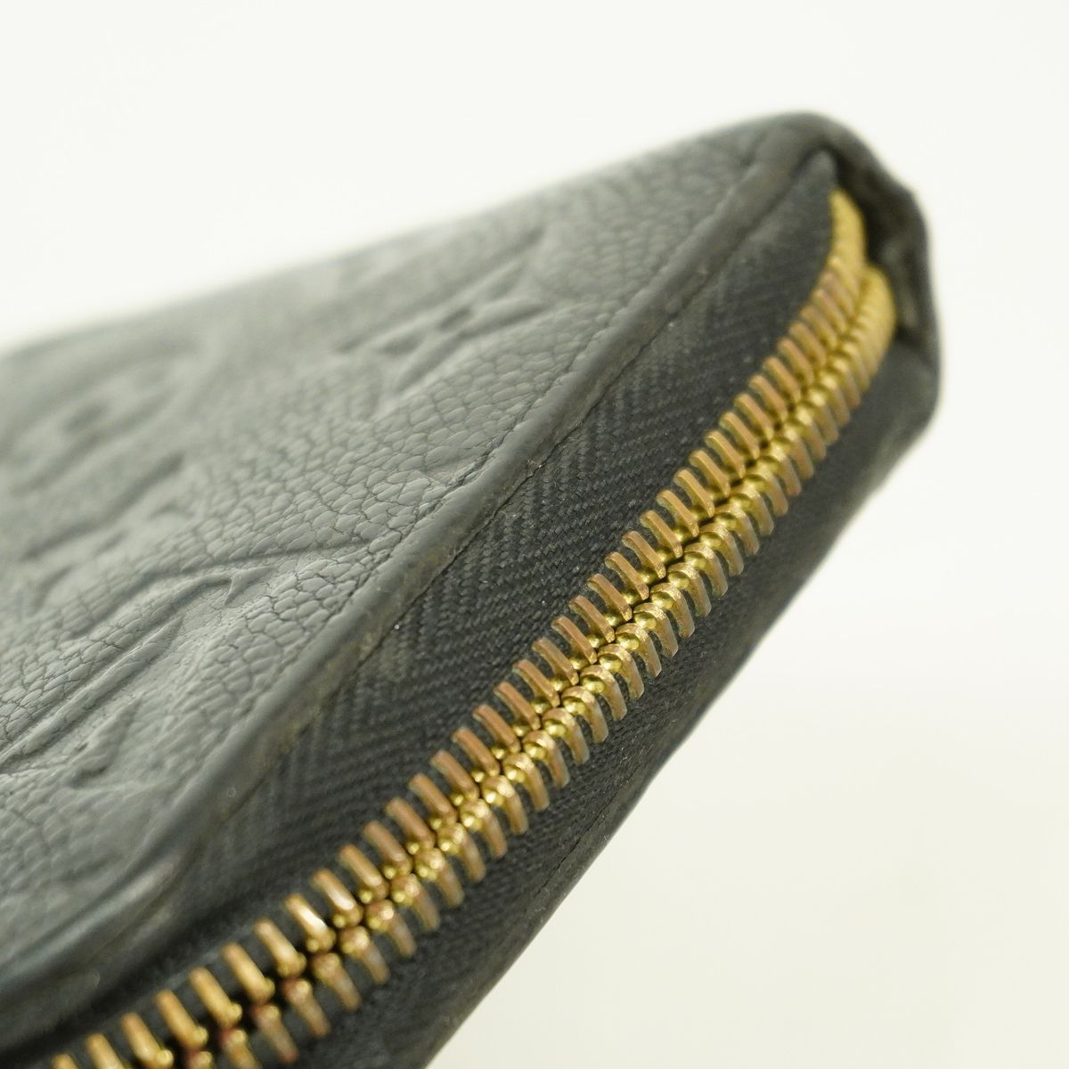Louis Vuitton Wallet Monogram Empreinte Zippy Noir — view 5
