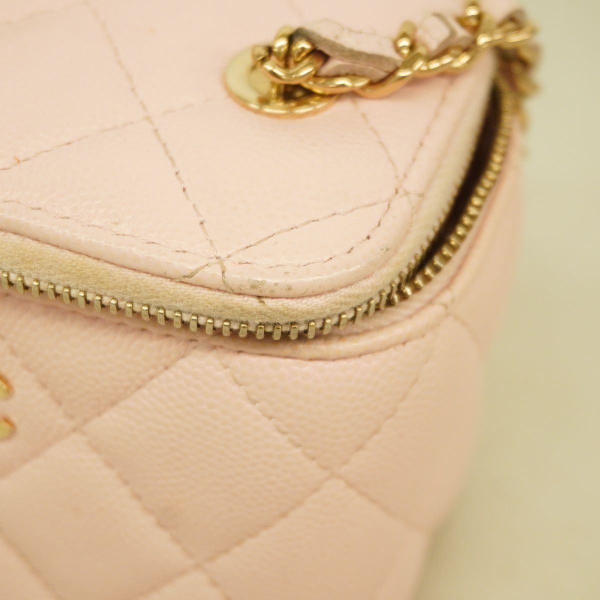 Chanel Vanity Bag Quilted Caviar Leather Pink Gold — view 6