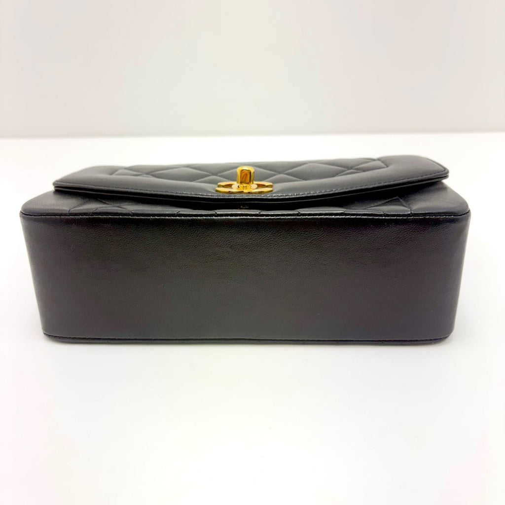 Chanel Diana 22 Quilted Chain Shoulder Black Lambskin Bag — view 4