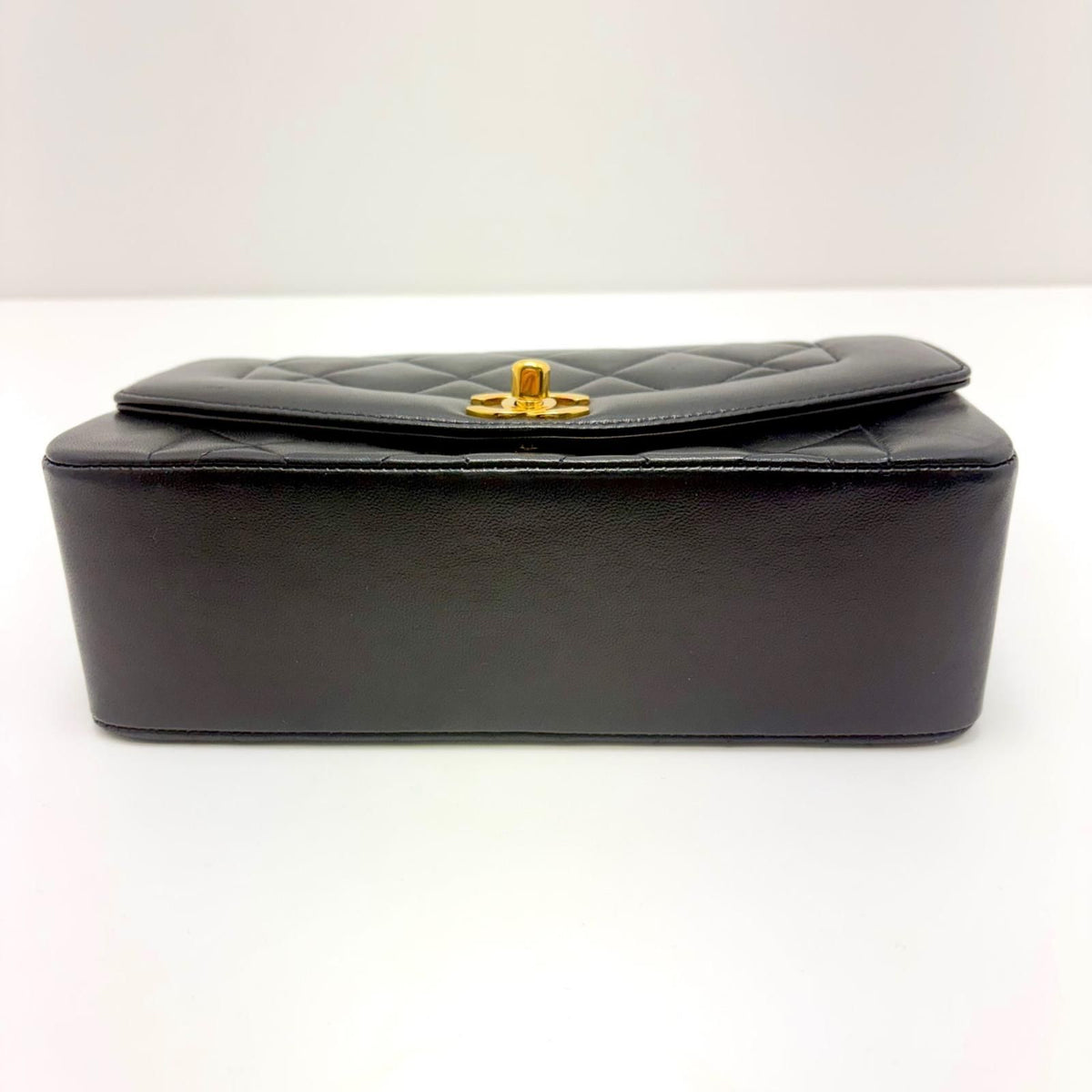 Chanel Diana 22 Quilted Chain Shoulder Black Lambskin Bag — view 4
