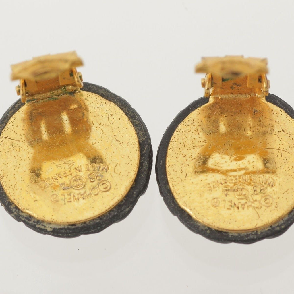 Chanel 93A Quilted CC Logo Earrings Black Gold — view 5