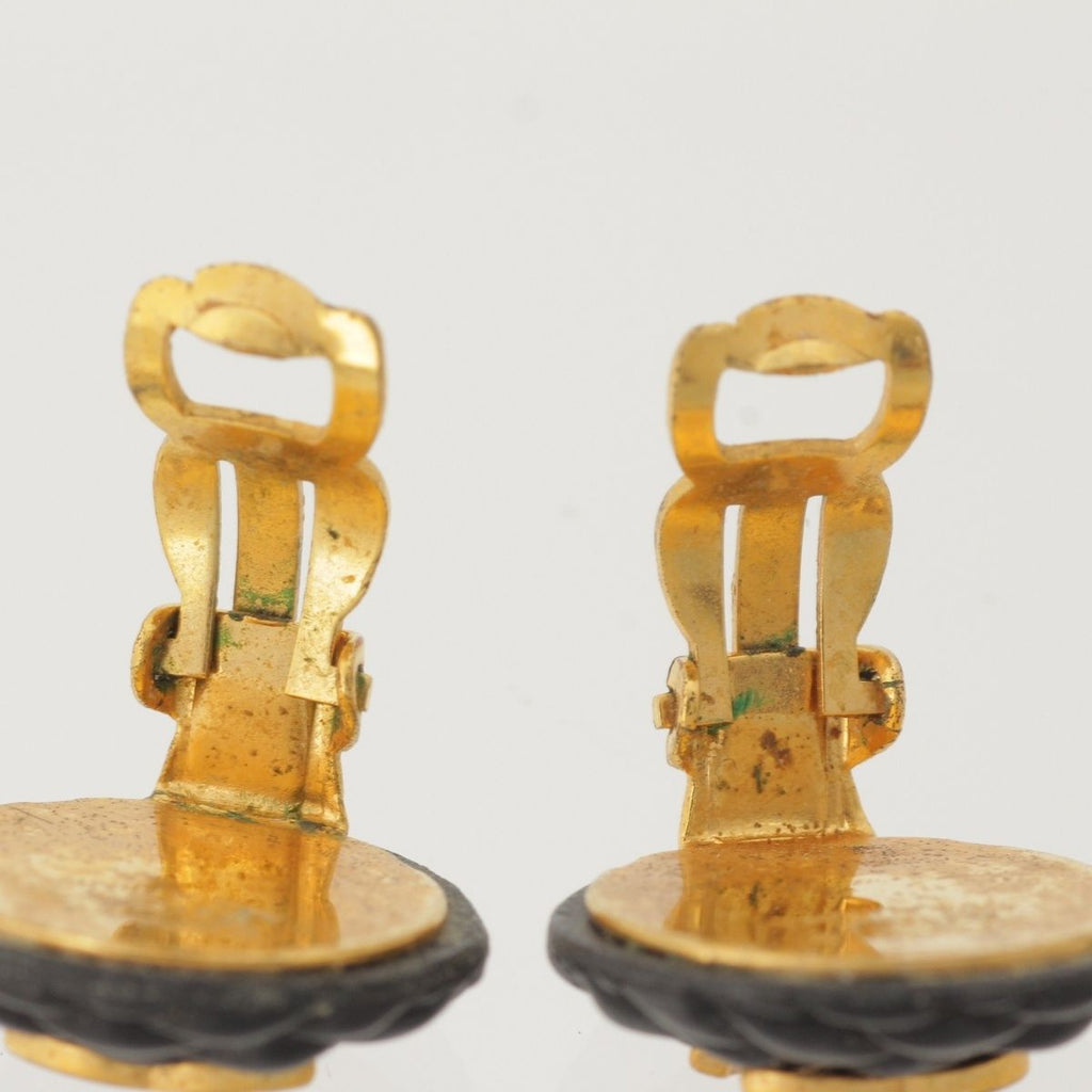 Chanel 93A Quilted CC Logo Earrings Black Gold — view 6