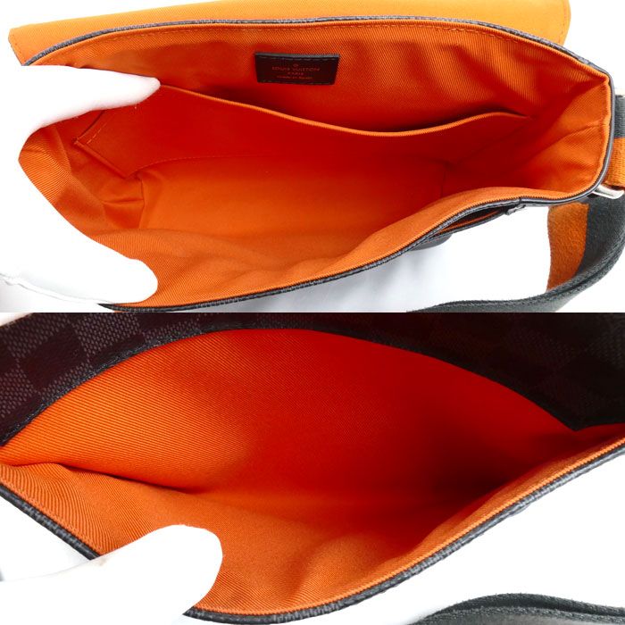 Louis Vuitton District PM Shoulder Bag Graphite — view 5