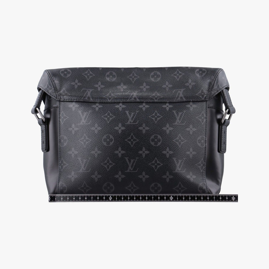 Louis Vuitton Messenger Voyage PM Noir Monogram Eclipse — view 2