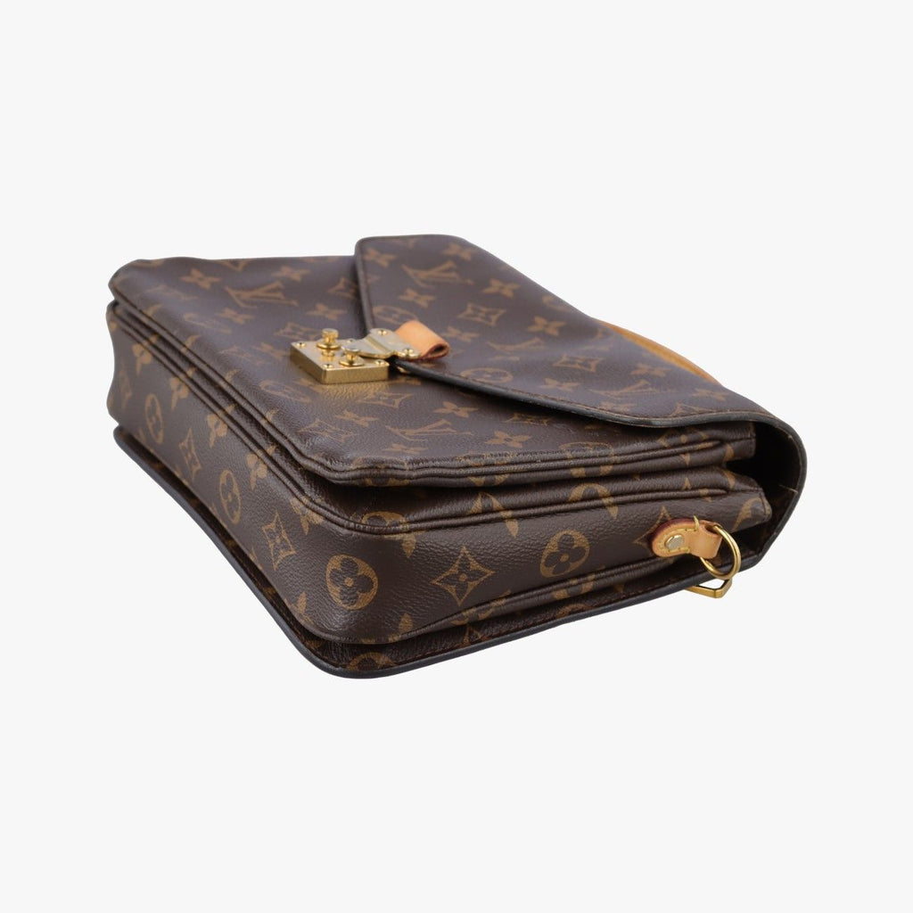 Louis Vuitton Pochette Metis MM Monogram Brown Canvas Handbag — view 4