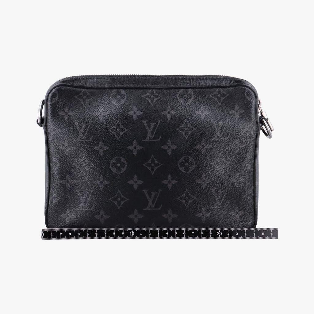 Louis Vuitton Trio Messenger Gri Monogram Shadow — view 2
